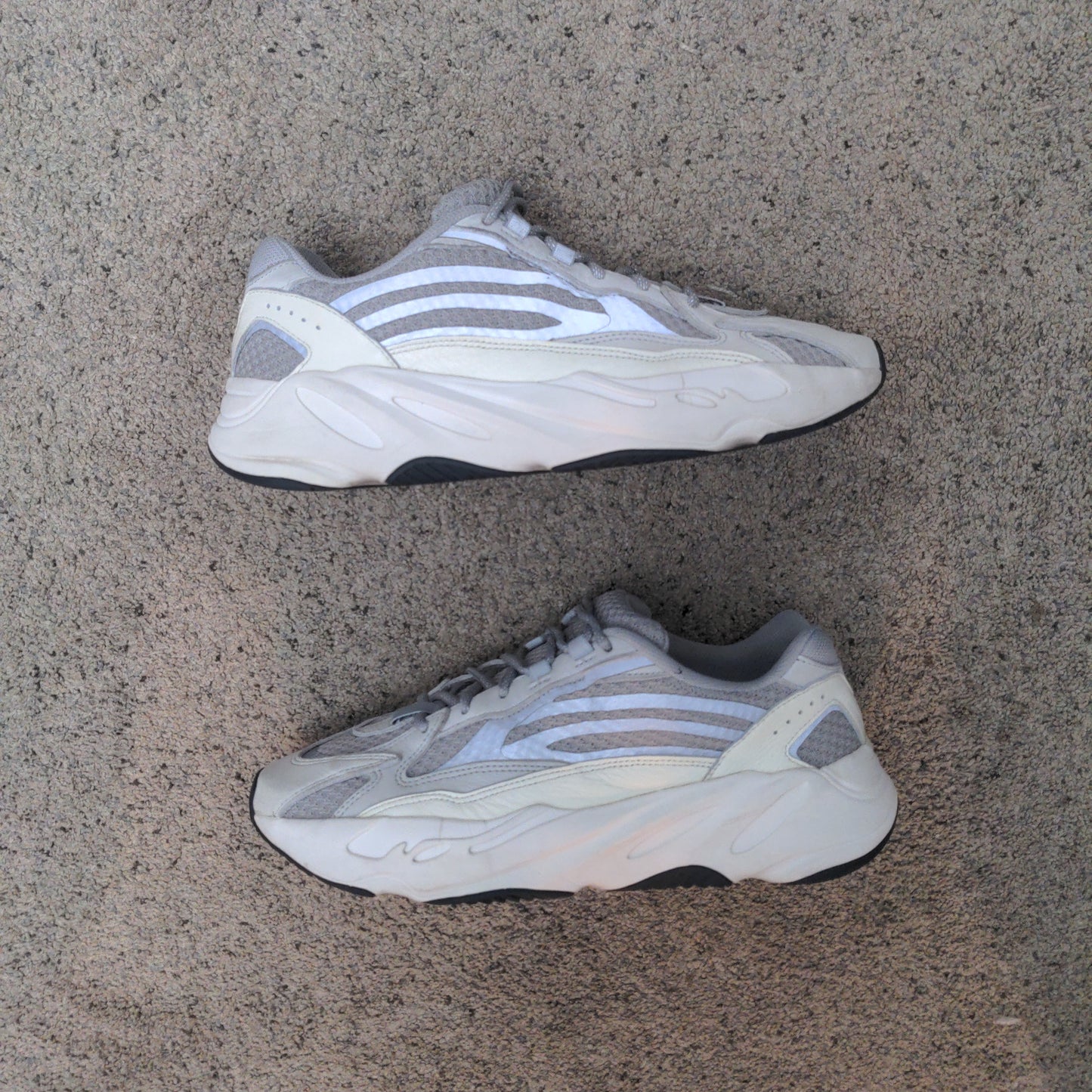 Adidas Yeezy 700 - Static -Pre Owned