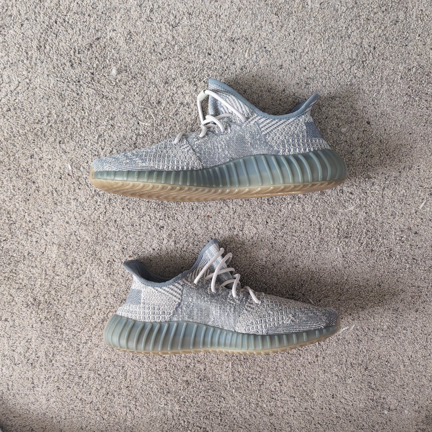 Adidas Yeezy 350v2 - Israfil - Pre Owned