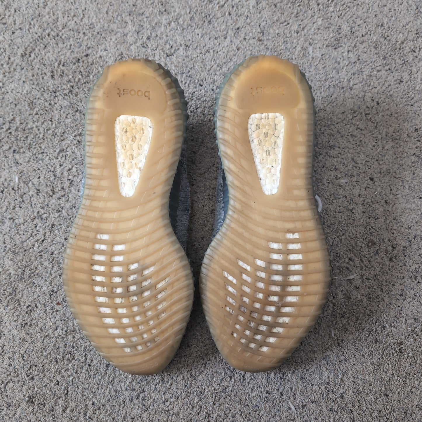 Adidas Yeezy 350v2 - Israfil - Pre Owned