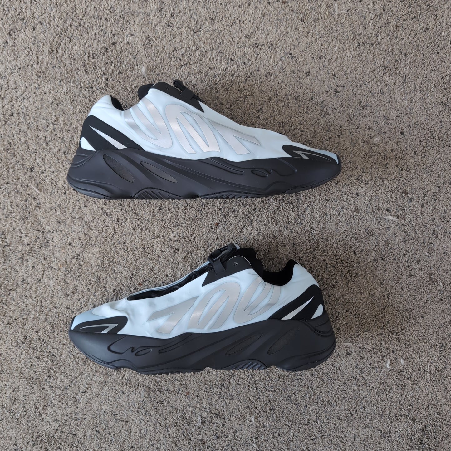 Adidas Yeezy 700 MNVN - Blue Tint - Pre Owned